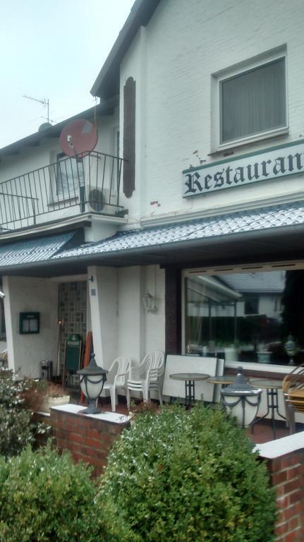 Holstenhof"Garni" 칼텐키르헨 외부 사진